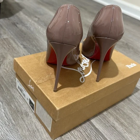 CHRISTIAN LOUBOUTIN Pigalle Follies - Picture 6 of 7